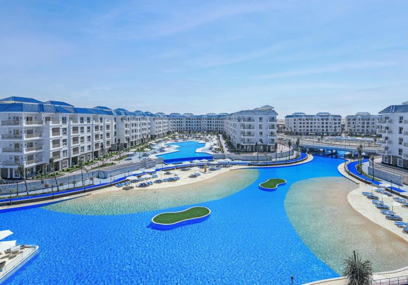 Azur One Eleven Hotel