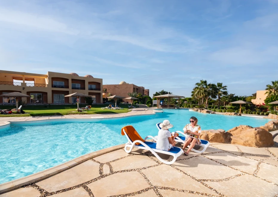 Wadi Lahmy Azur Resort-Swimming Pools-2